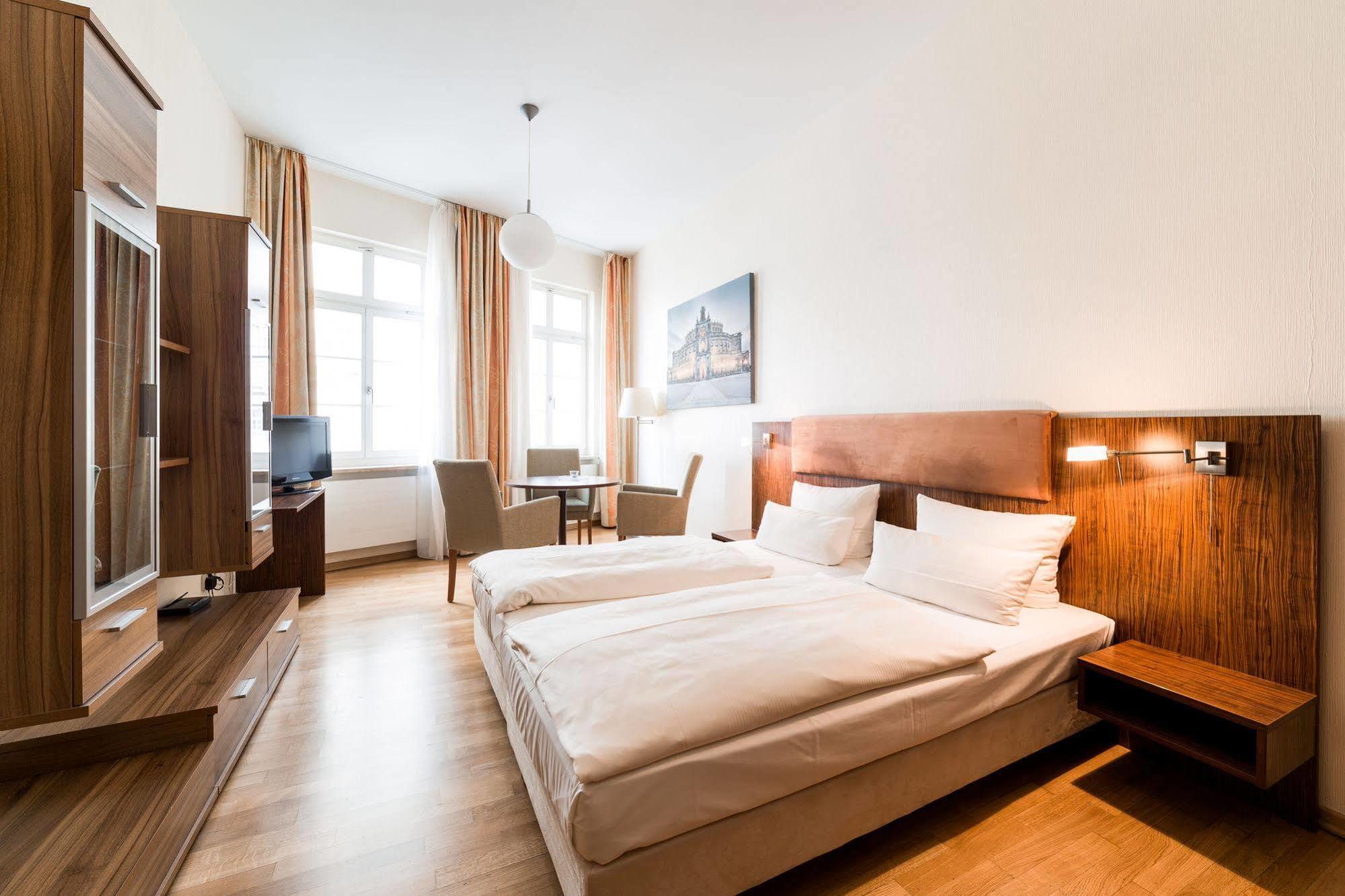 Apartahotel Altes 4*